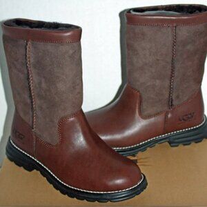 BNIB Women's UGG Australia Brown Brooks Boots size 8